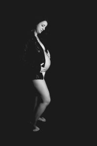 maternity session in Aberdeen
