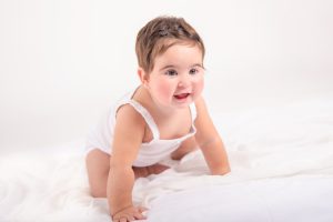 family photography tips Aberdeen. Baby session home